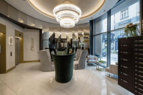 High-End Studio w Gym/Sauna/Balcony/Security Budapest